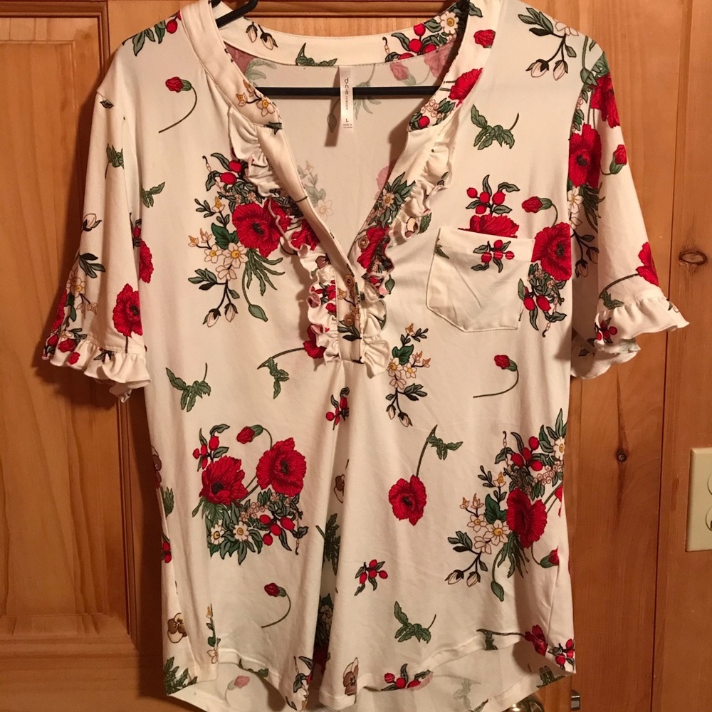 Women’s dna shirt